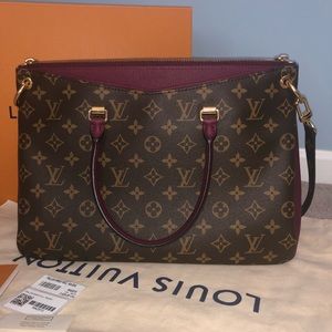 NWT Louis Vuitton Pallas In raisin